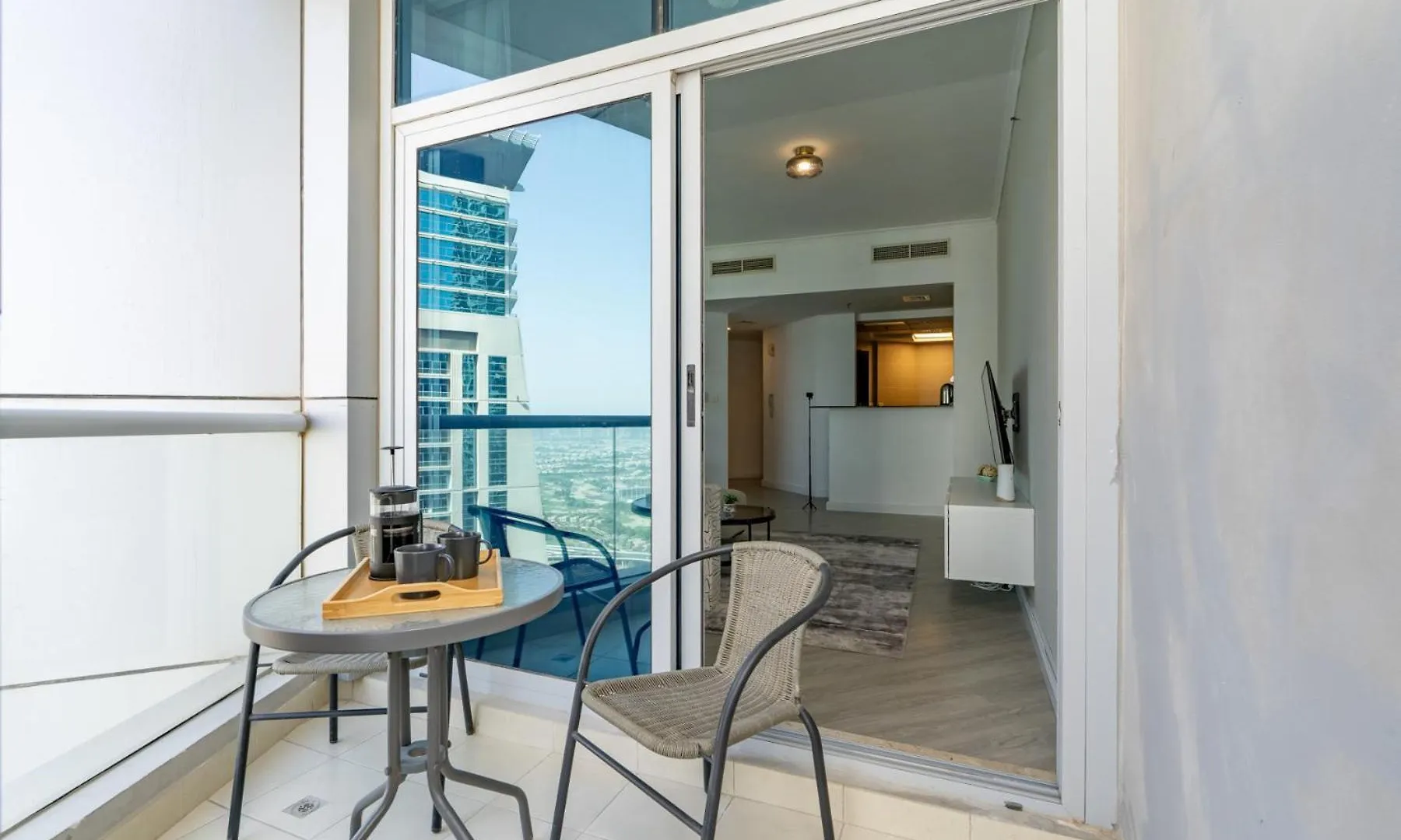 Stunning Interior In An Deal Location Dubai 0*,  United Arab Emirates