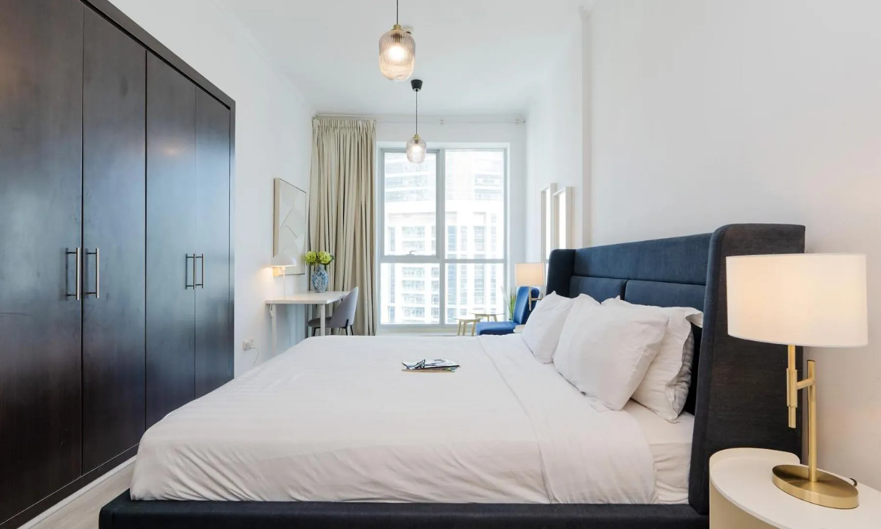 Stunning Interior In An Deal Location Dubai