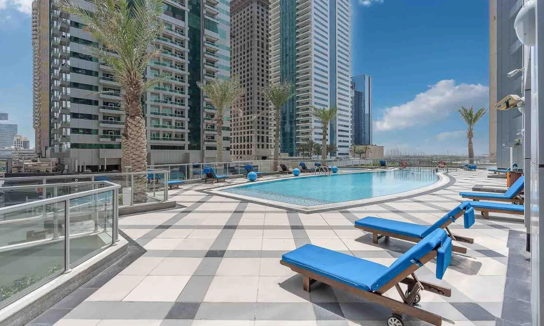 Stunning Interior In An Deal Location Dubai 0*,